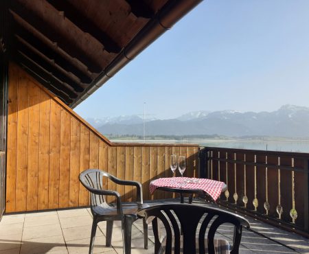 Ferienwohnung 4 - Balkon Blick Berge